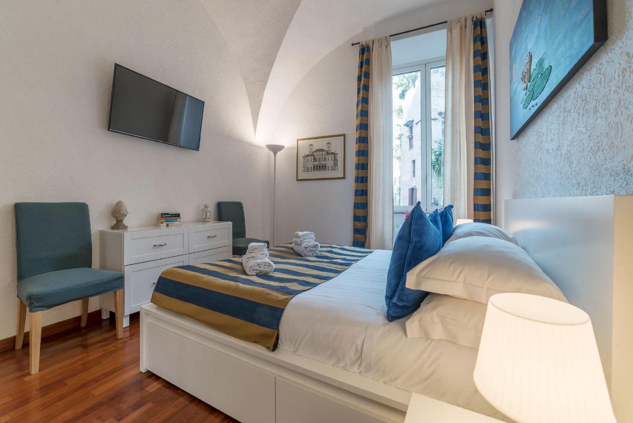CS Piazza Venezia Apartment Roma Esterno foto