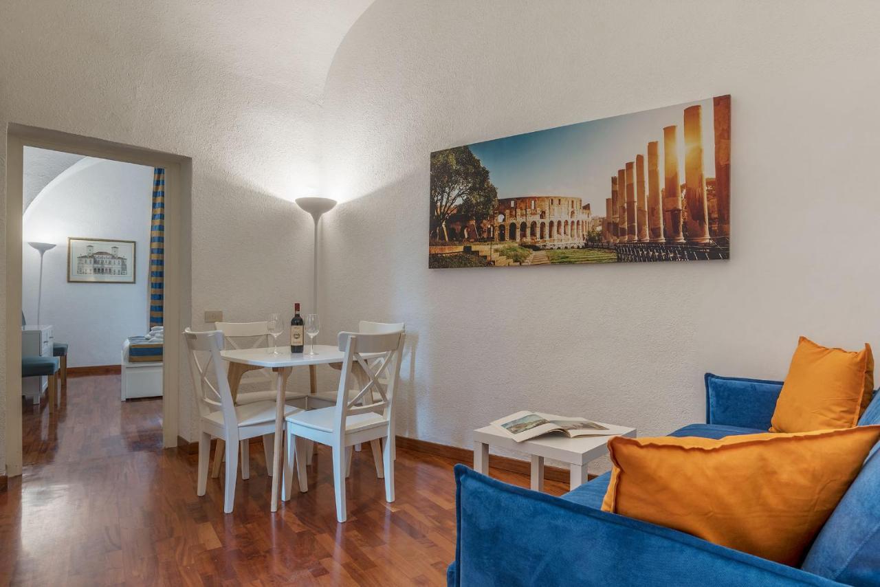CS Piazza Venezia Apartment Roma Esterno foto