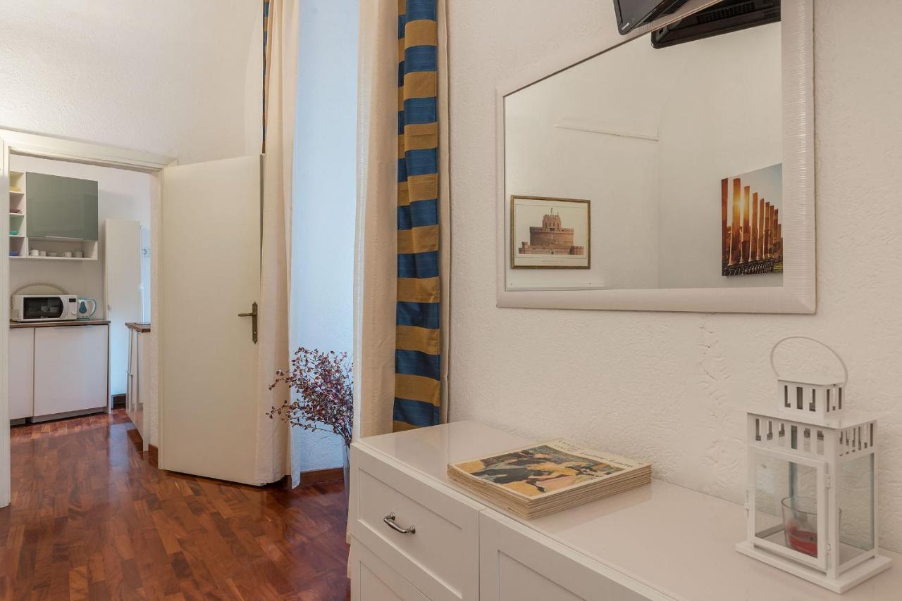 CS Piazza Venezia Apartment Roma Esterno foto